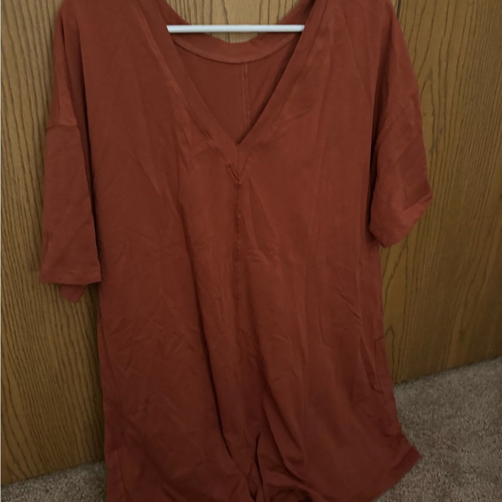 Women's V-Neck Rust Top